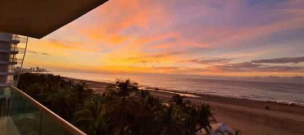 En Con Vista Al Mar Apartamento *